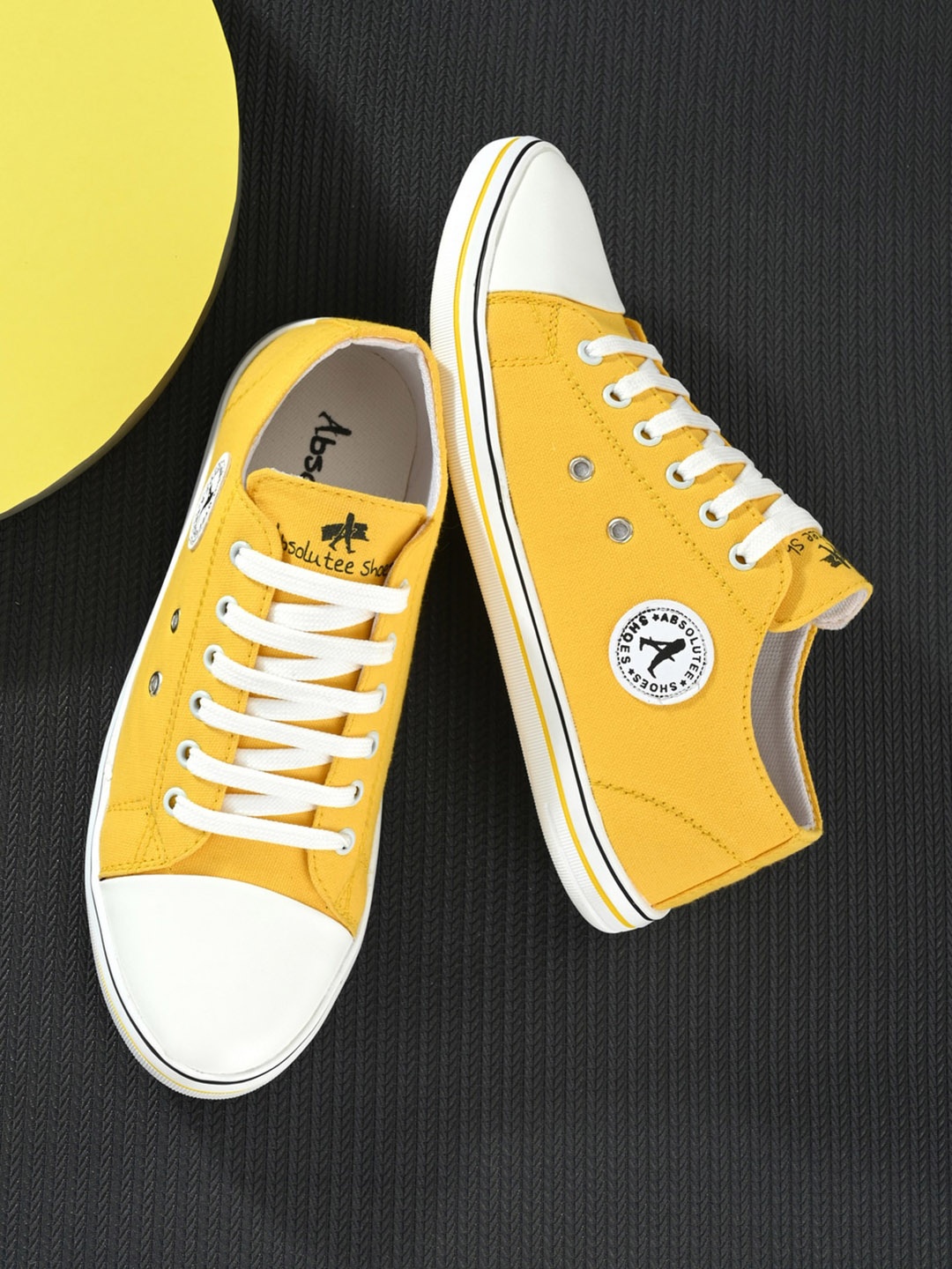 

Absolutee Shoes Men Colourblocked Sneakers, Yellow