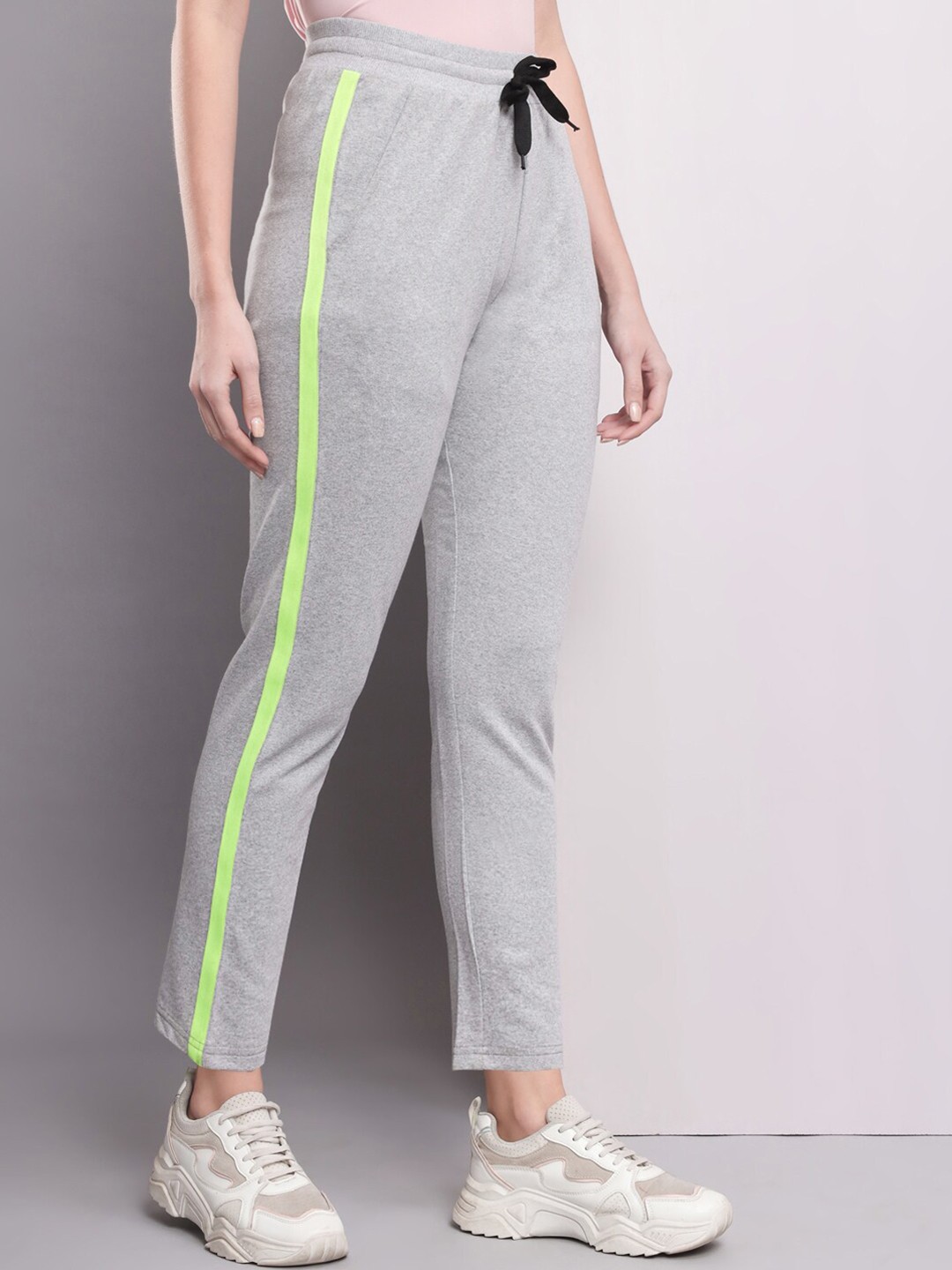 

Q-rious Women Pure Cotton Side Striped Track Pants, Grey