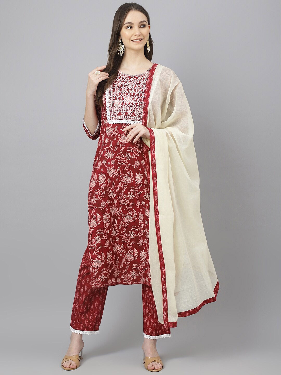 

JAIPUR ATTIRE Floral Printed Thread Work Pure Cotton Kurta With Trousers & Dupatta, Maroon