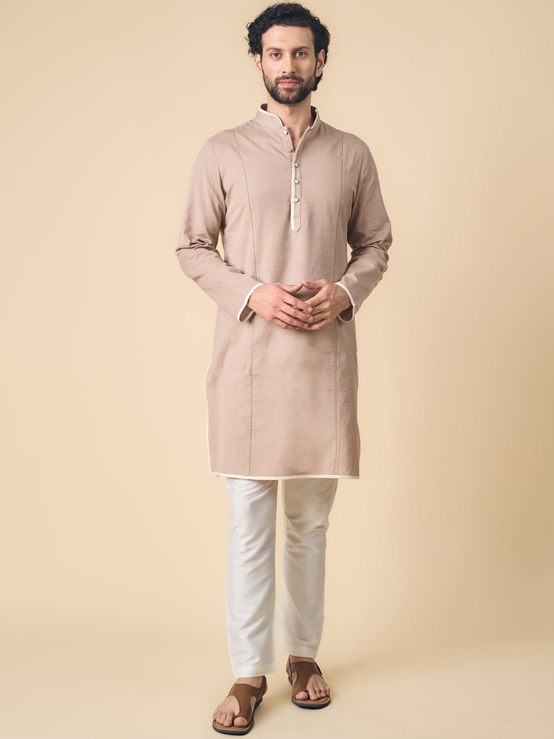 

Tasva Men mandarin Collar Cotton Panelled Kurta, Beige