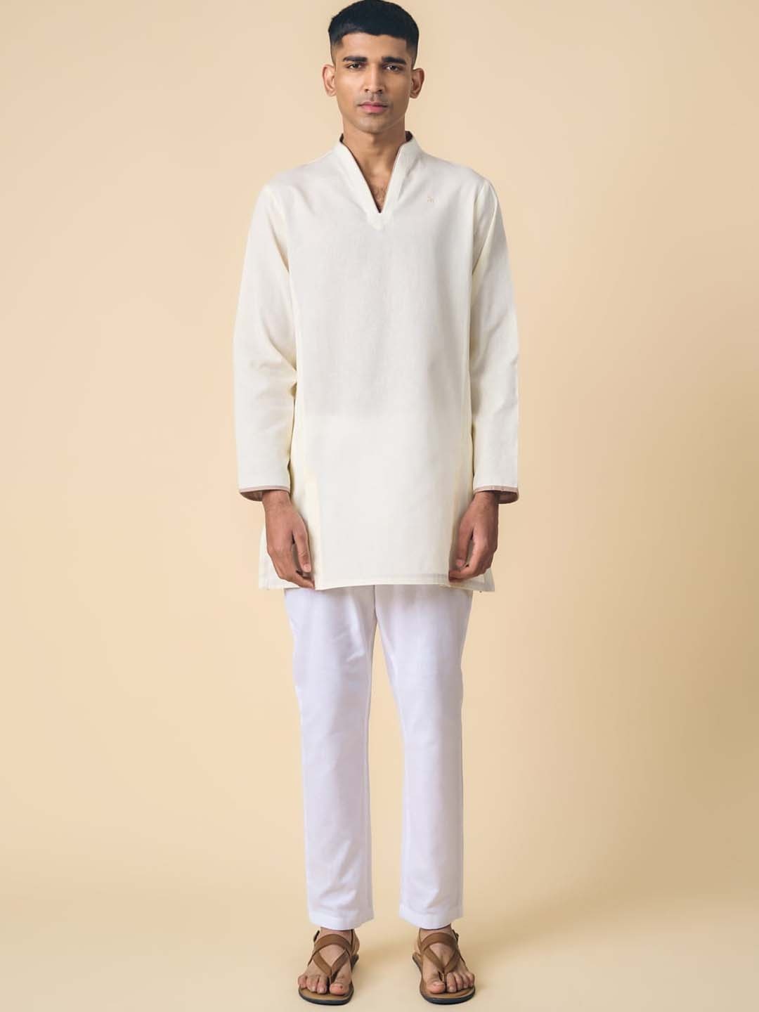 

Tasva Men Mandarin Collar Cotton Panelled Kurta, Off white