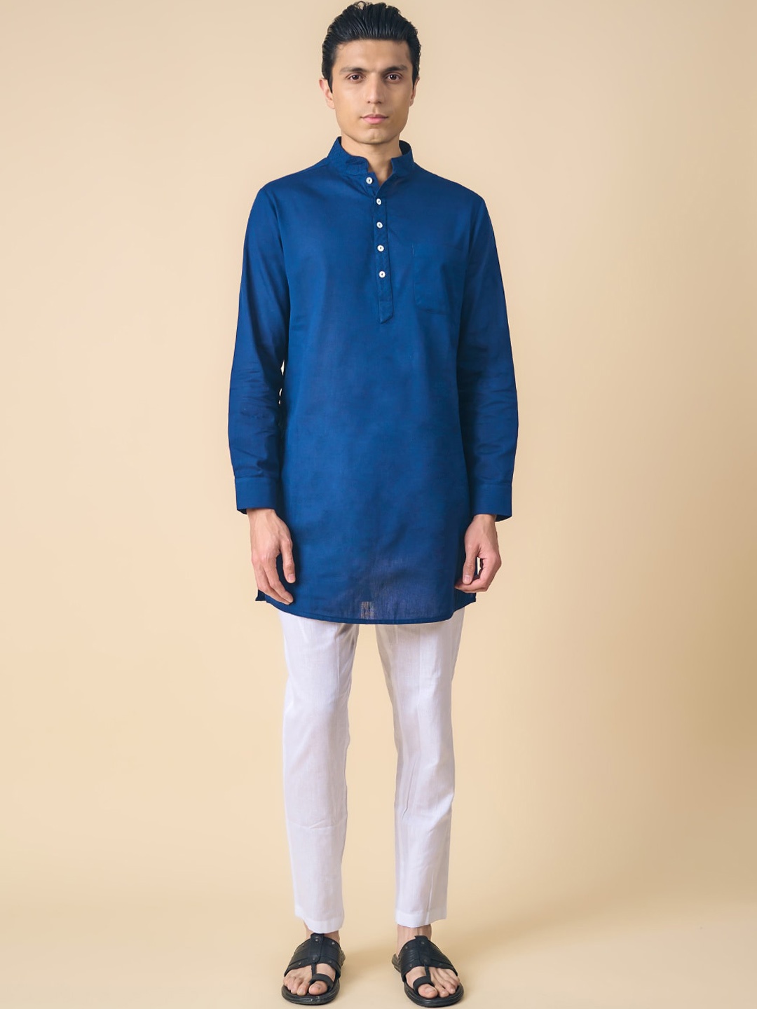 

Tasva Men Mandarin Collar Cotton Kurta, Navy blue