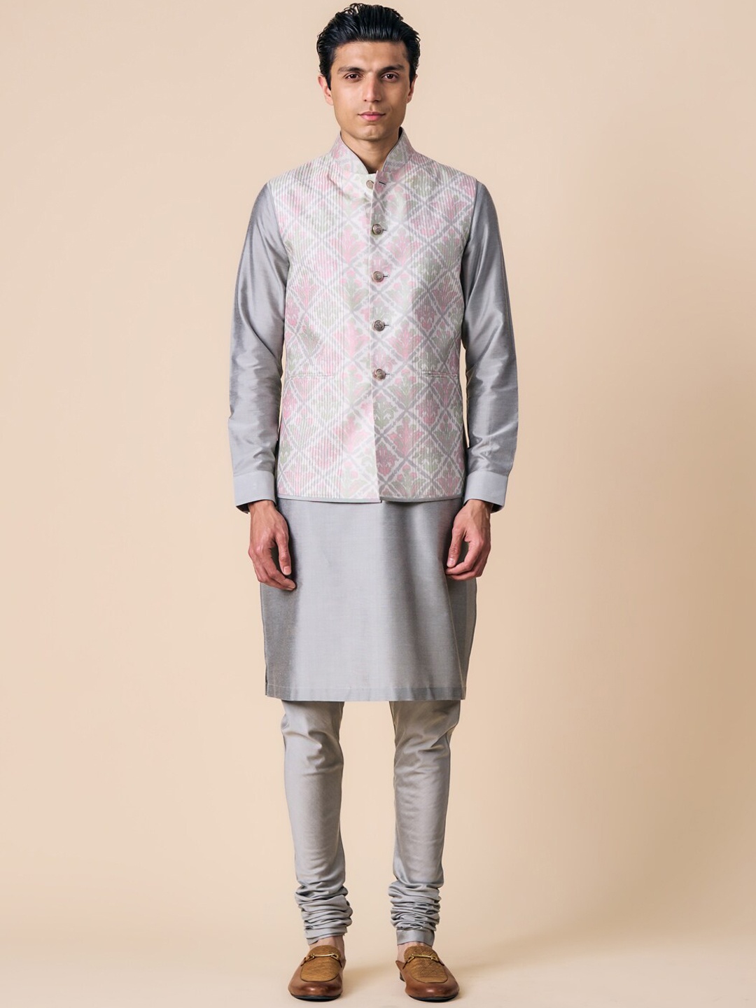 

Tasva Men Grey Kurta with Churidar