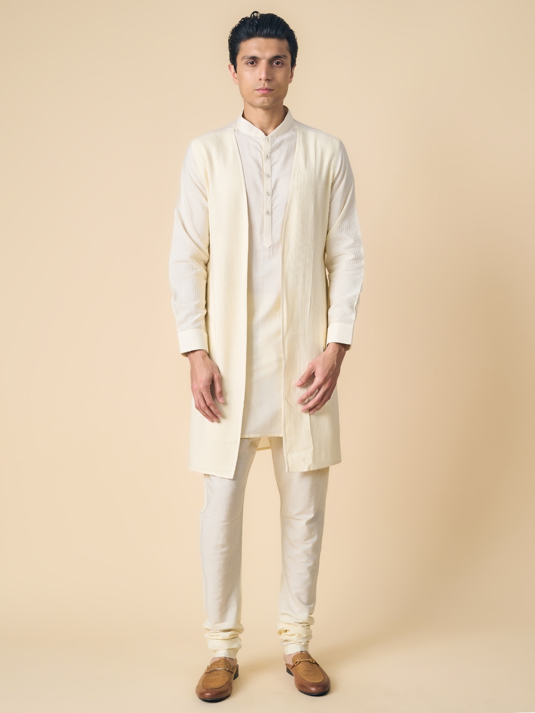 

Tasva Mandarin Collar Kurta With Churidar & Jacket, Off white