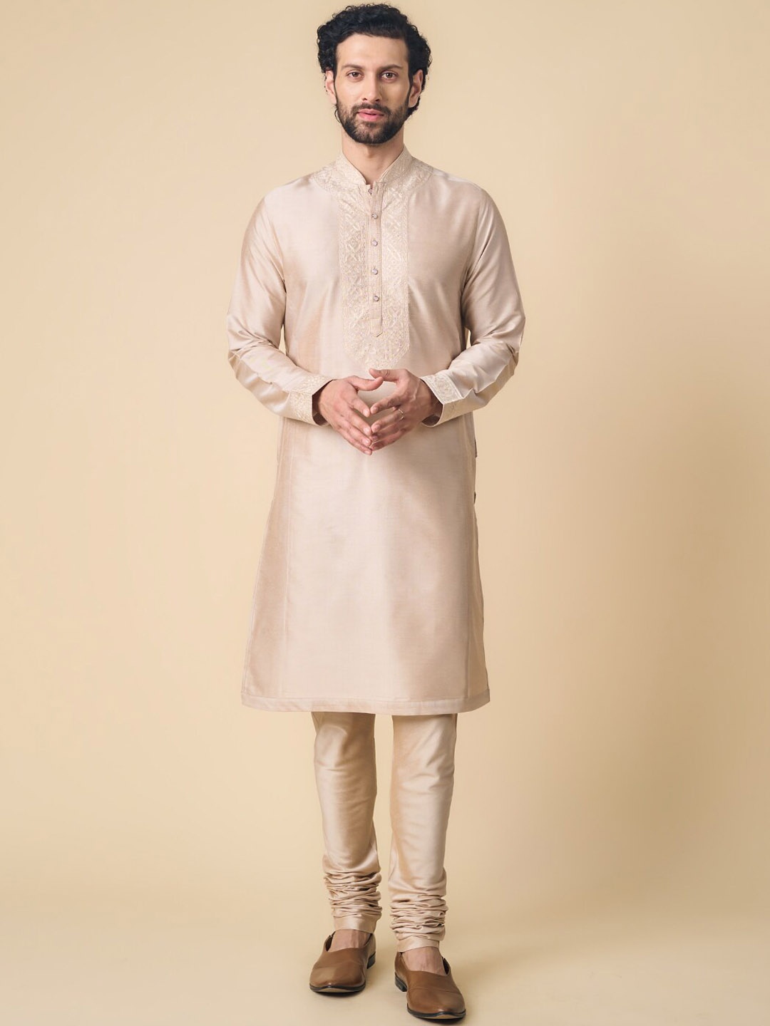 

Tasva Thread Work Kurta With Churidar, Beige