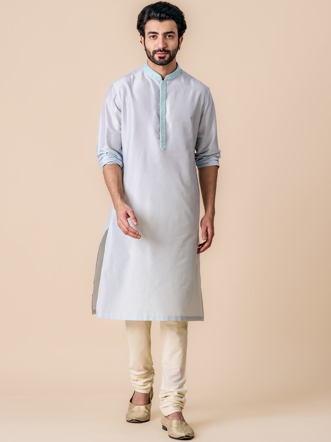 

Tasva Mandarin Collar Yoke Design Kurta With Churidar, Blue