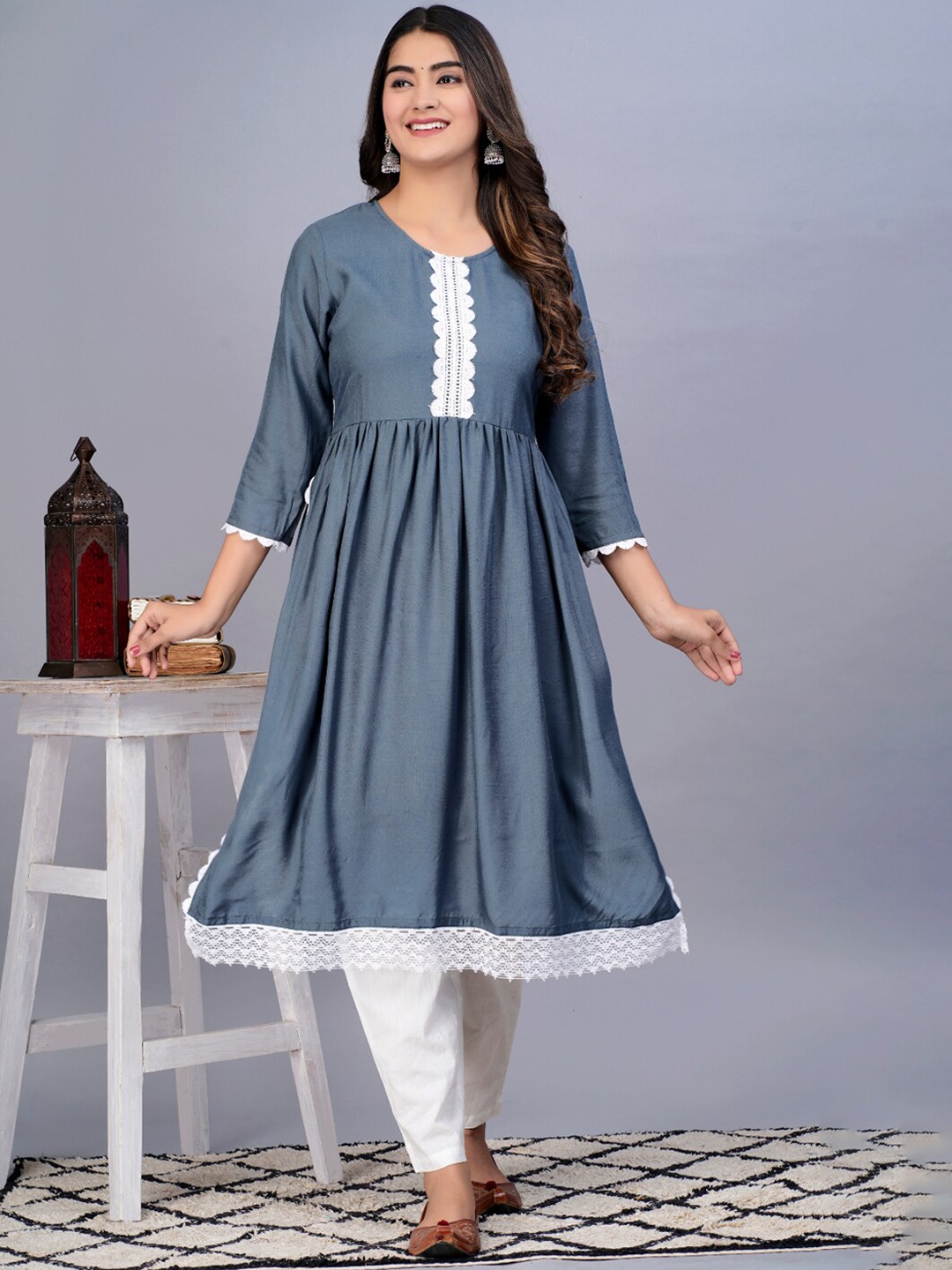 

Bachuu Round Neck Anarkali Kurta, Grey