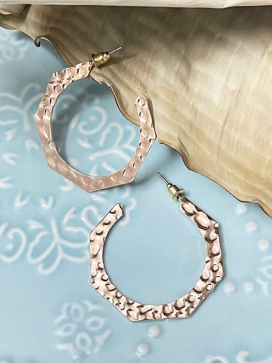 

Ayesha Hammered Geometric Open Hoop Earrings, Rose gold