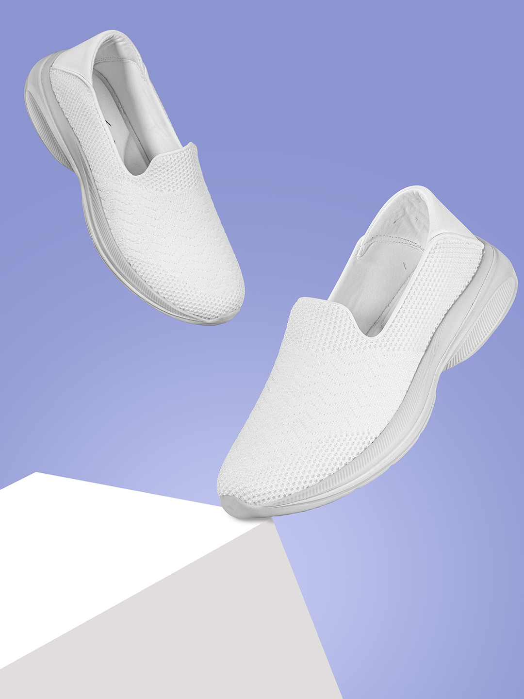 

HRX by Hrithik Roshan Women Walk Lite Shoes, White