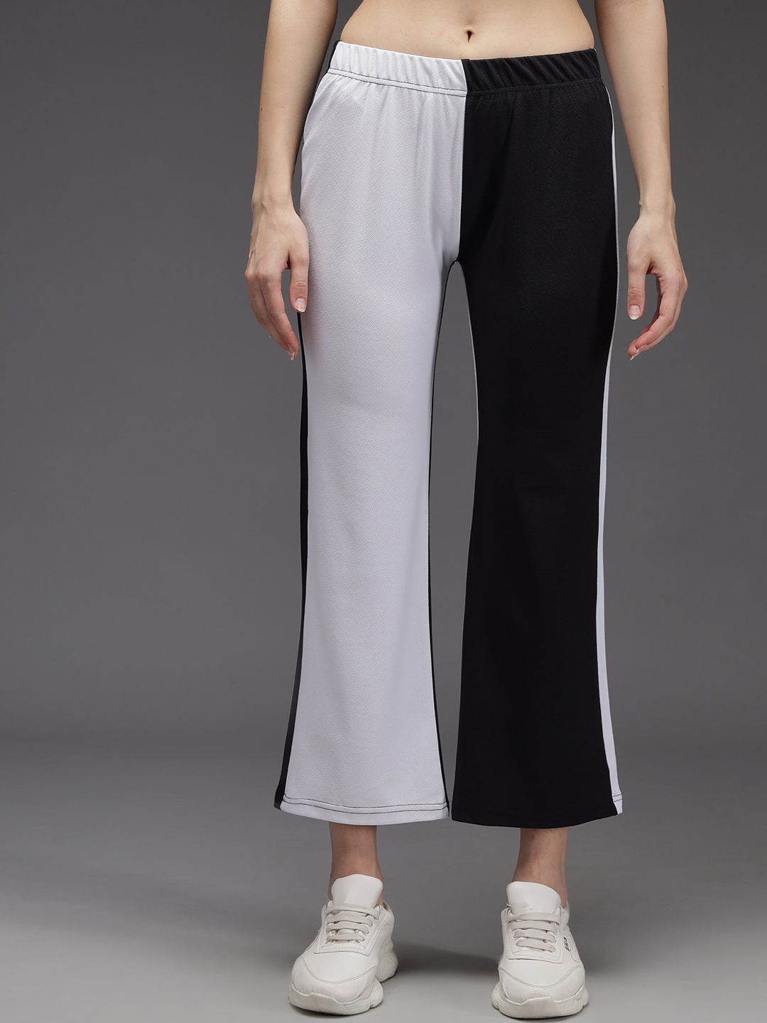 

Darzi Women Colourblocked Smart Mid-Rise Trousers, White