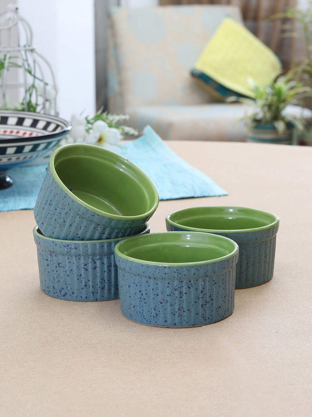 

MIAH Decor Blue & Green 4 Pieces Textured Ceramic Matte Bowls