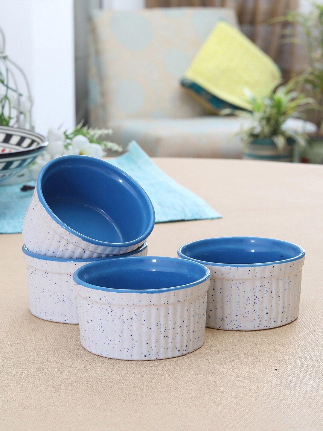 

MIAH Decor White & Blue 4 Pieces Textured Ceramic Matte Bowls