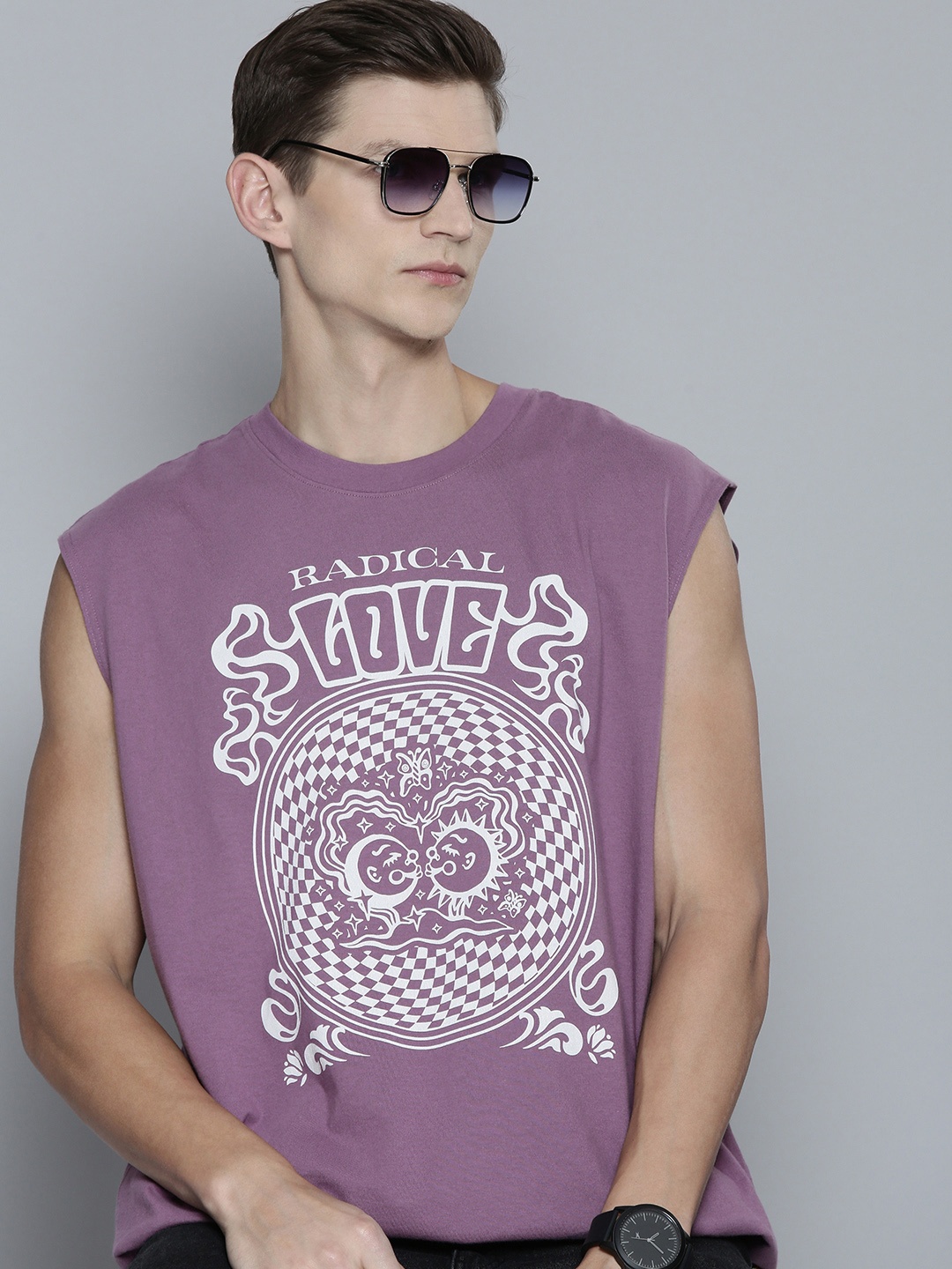 

Levis Typography Relaxed Fit Printed Pure Cotton T-shirt, Purple