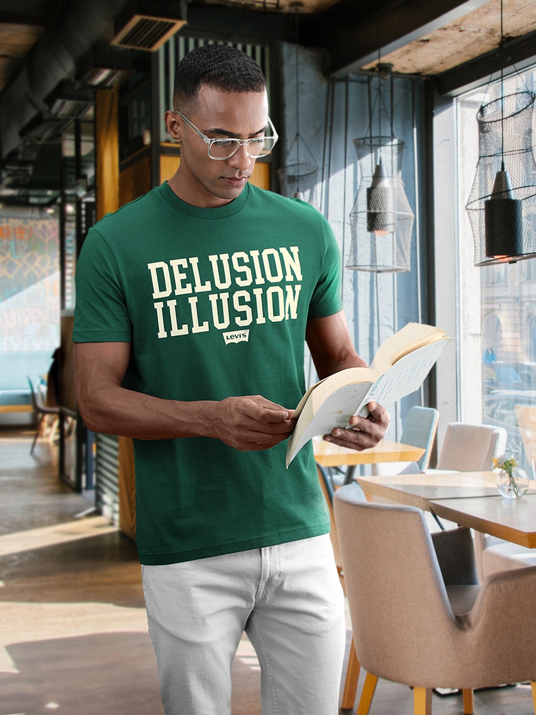 

Levis Men Pure Cotton Typography Printed T-shirt, Green
