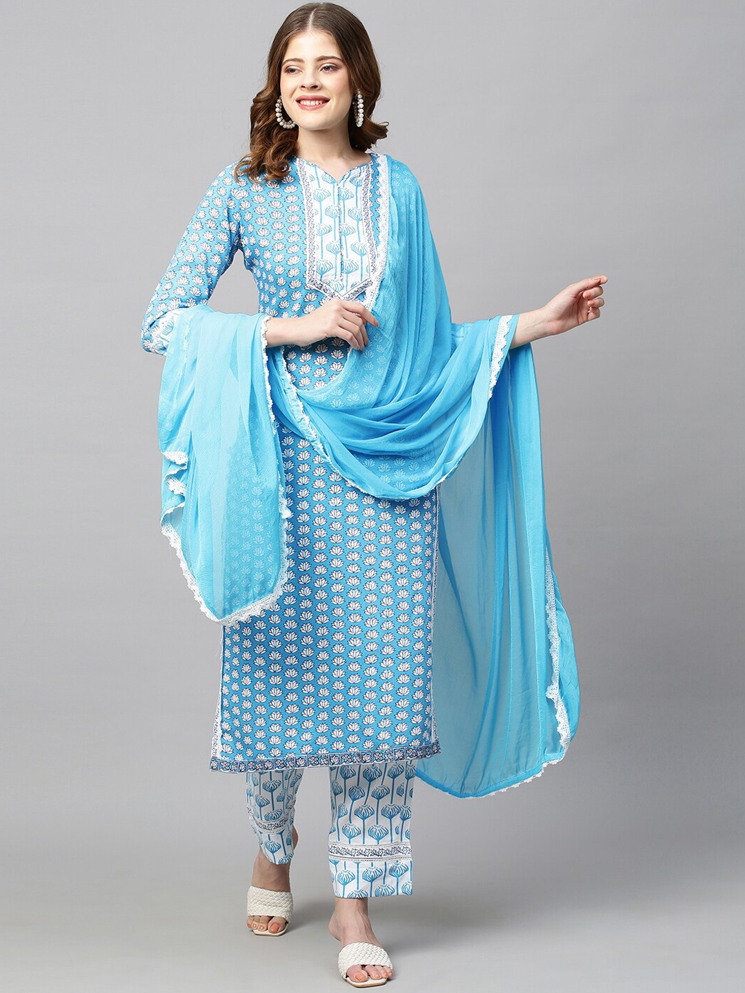 

KALINI Ethnic Motifs Printed Kurta with Trousers & Dupatta, Turquoise blue