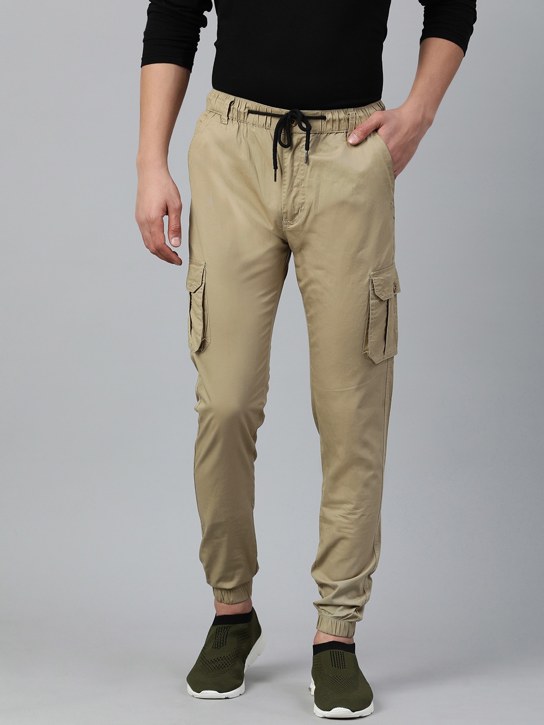 

ADBUCKS Men Cargo Style Joggers, Off white