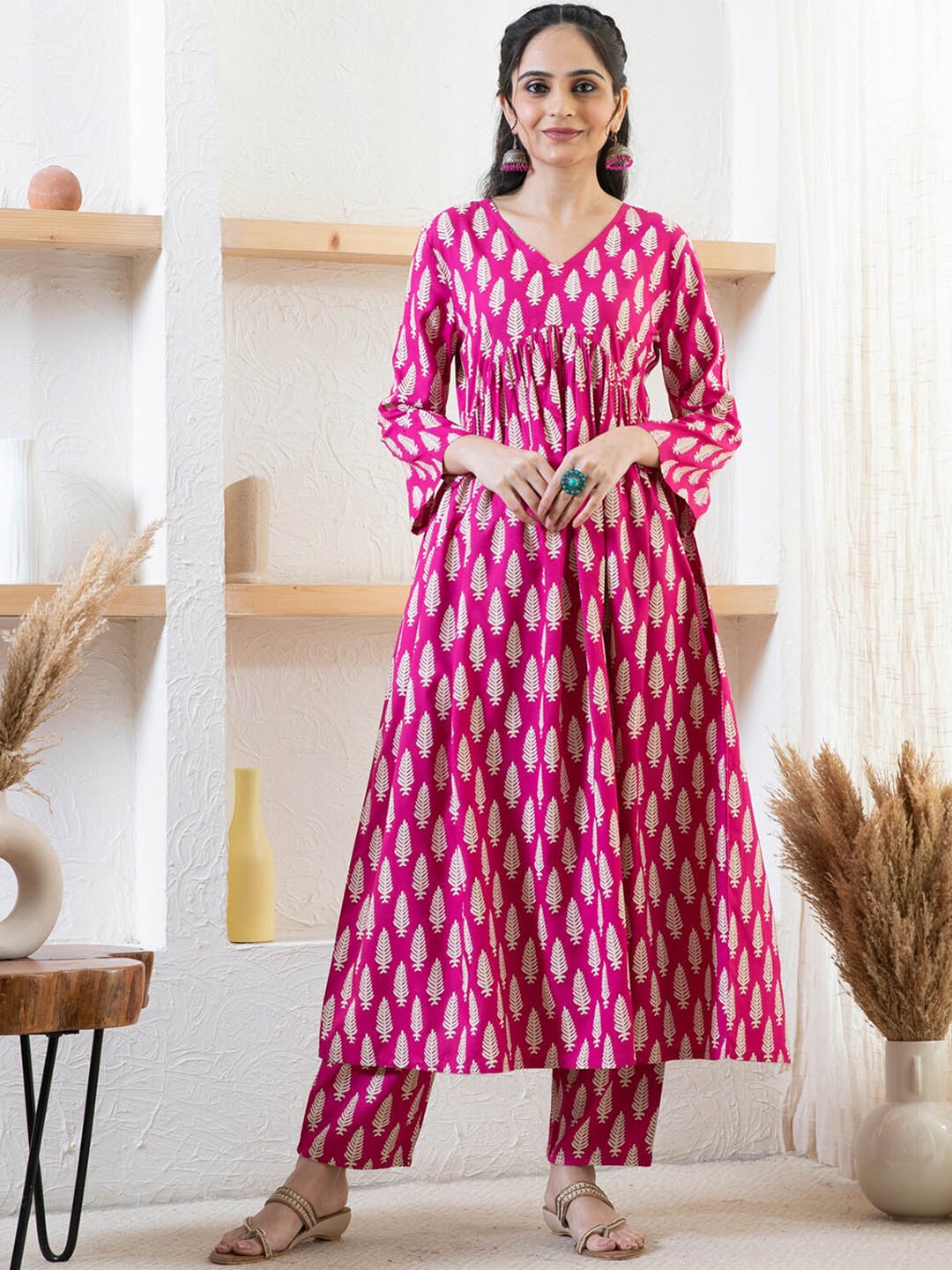 

Rustorange Ethnic Motifs Printed V-Neck A-Line Pleated Kurta with Trousers, Pink