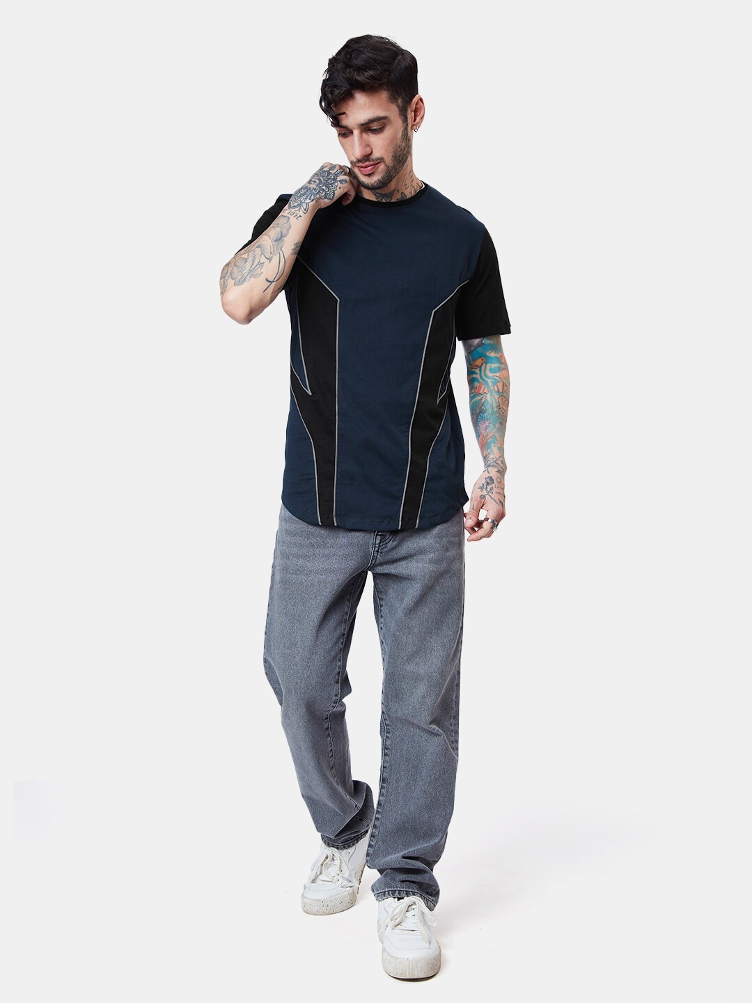 

The Souled Store Regular Fit Applique T-shirt, Navy blue