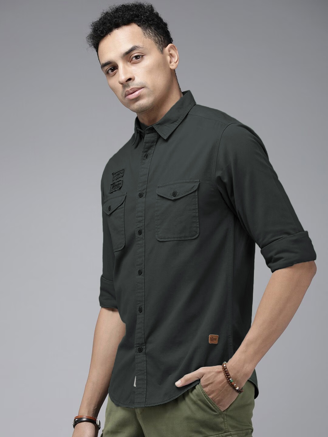 

Roadster Men Pure Cotton Embroidered Badge Over-Dyed Casual Shirt, Grey