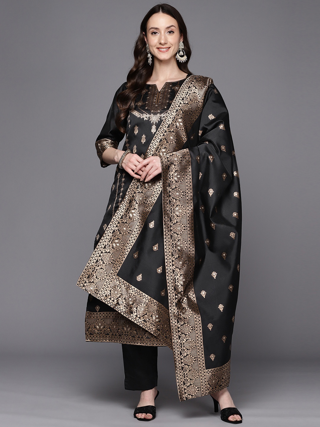 

Ahalyaa Unstitched Dress Material, Black