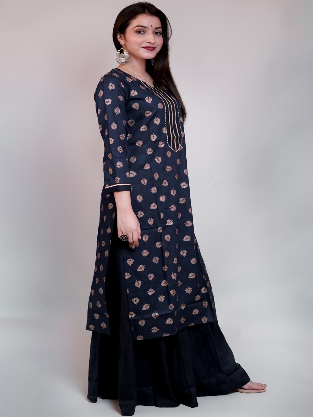 

KALINI Women Navy Blue Ethnic Motifs Printed Kurta with Skirt