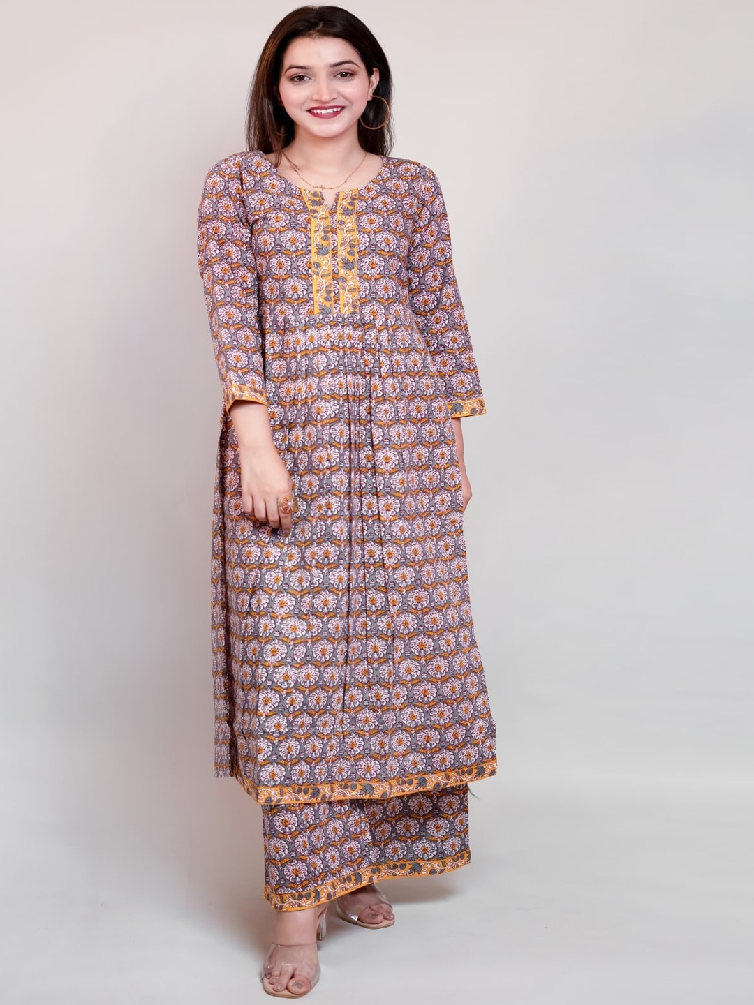

KALINI Women Grey Floral Printed Pure Cotton Kurta with Palazzos