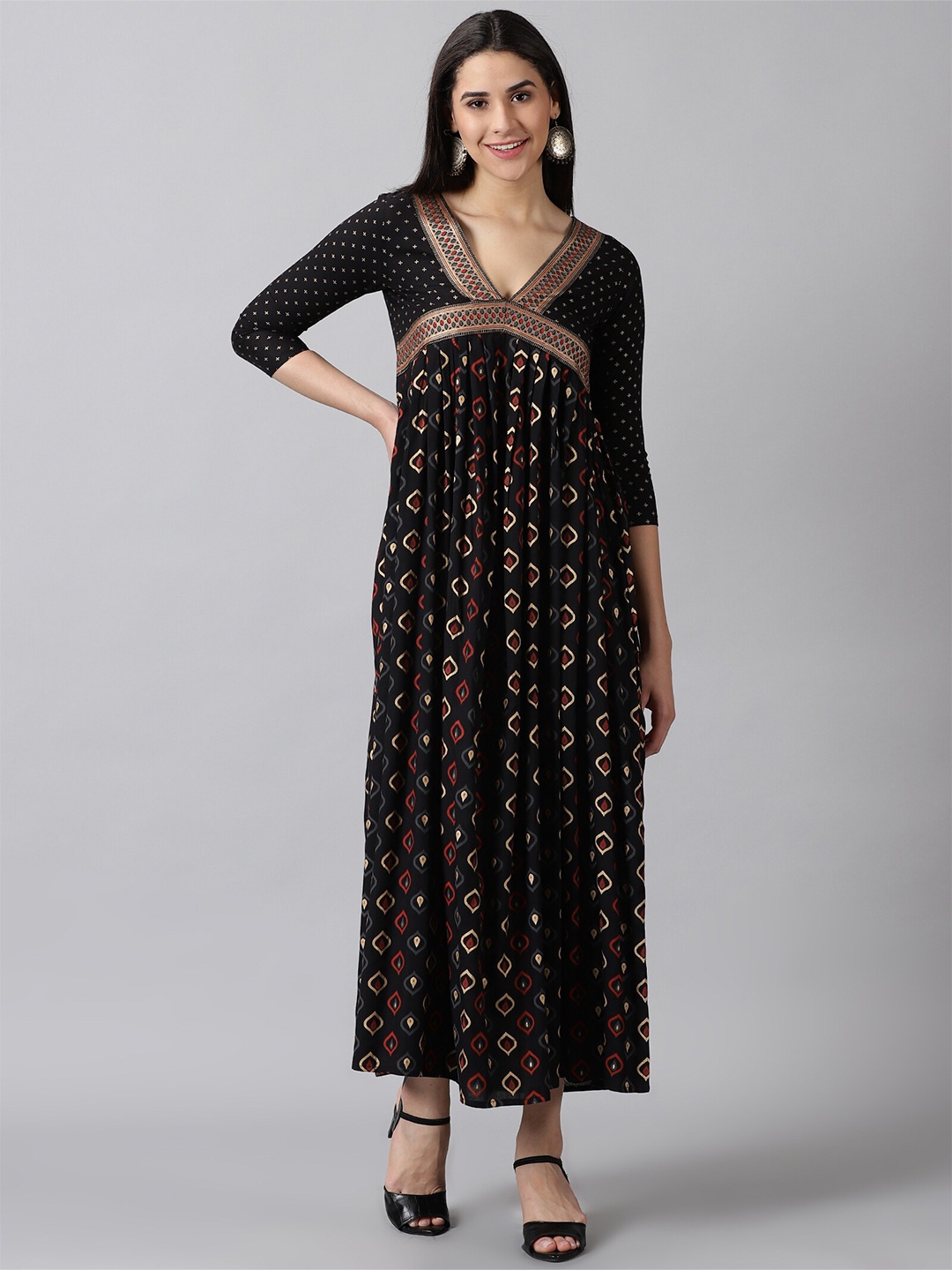 

PURSHOTTAM WALA Ethnic Motifs Printed V-Neck Maxi Dress, Black
