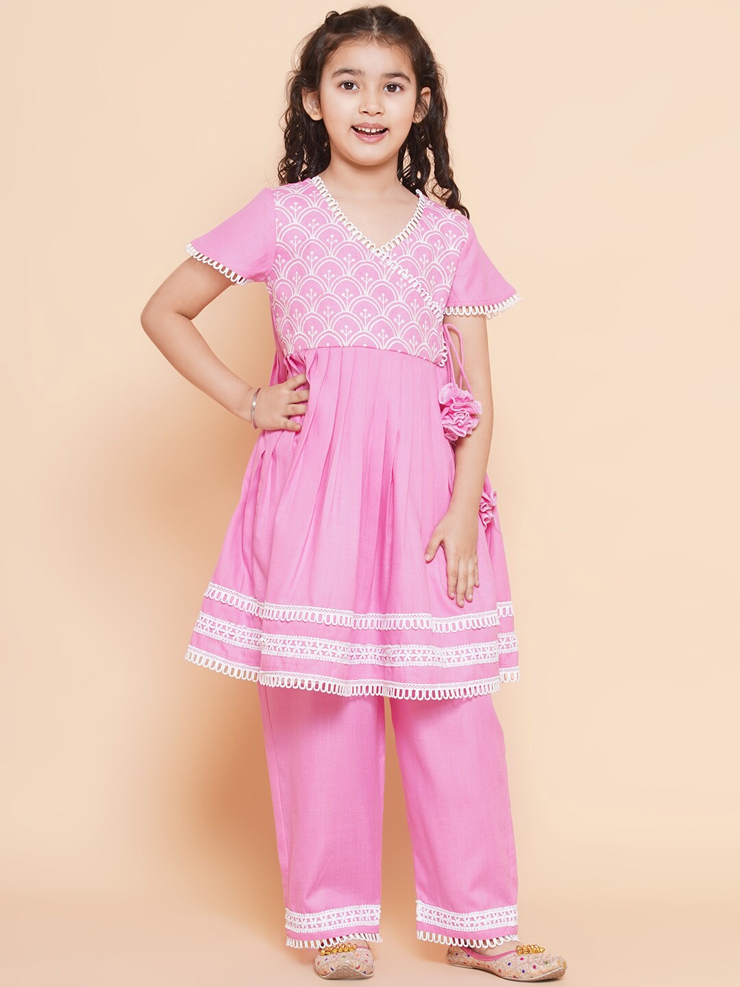 

Bitiya by Bhama Girls Embroidered Angrakha Kurta with Trousers, Pink
