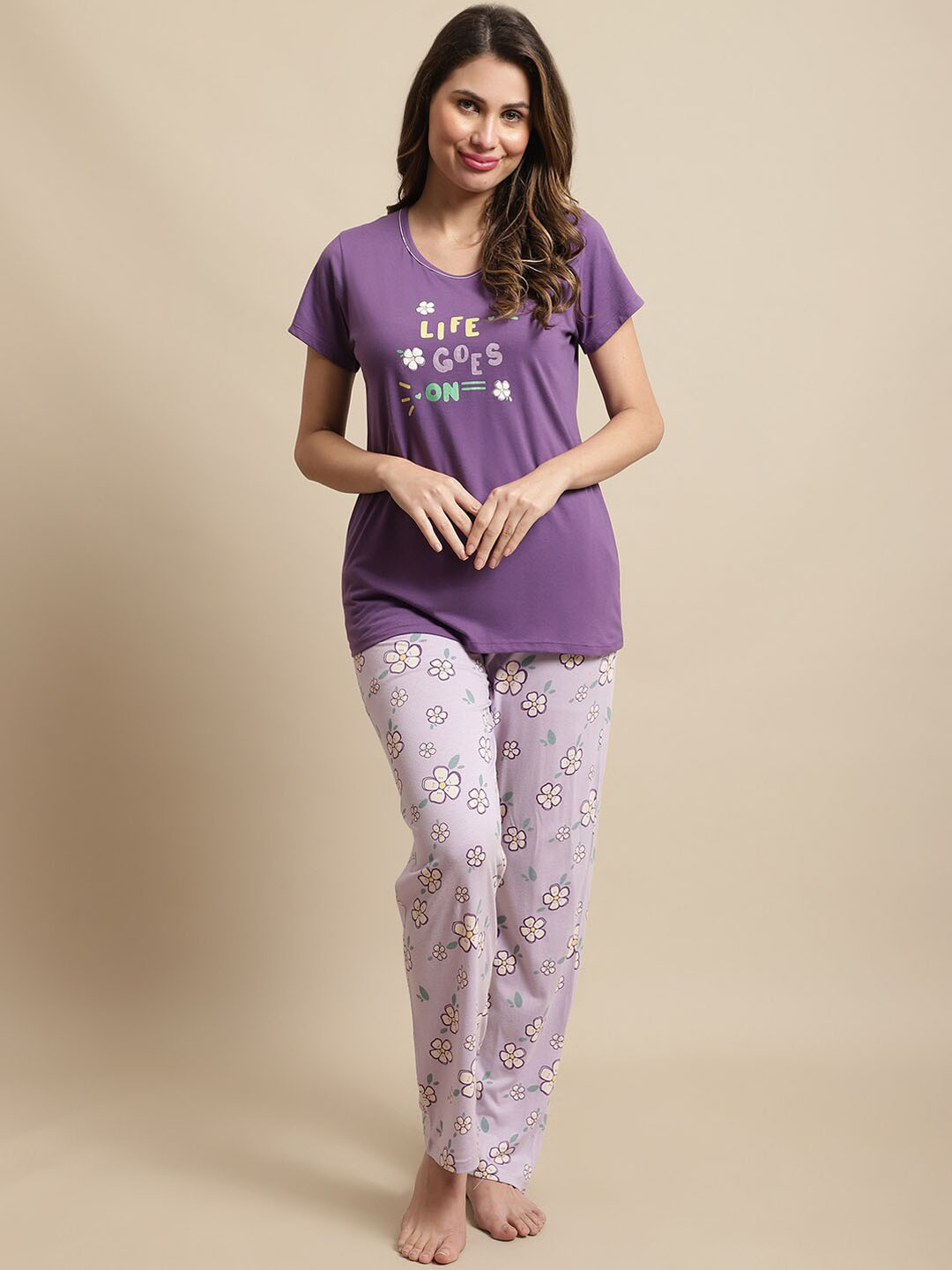 

Kanvin Women Floral Printed Night suit, Violet