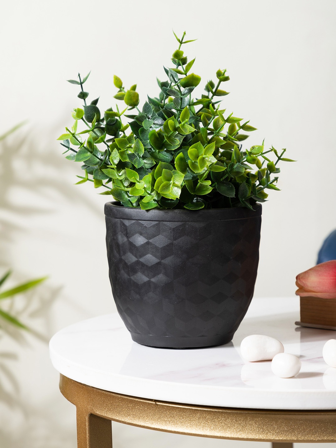 

Nestasia Black Textured Ceramic Hexagon Pot