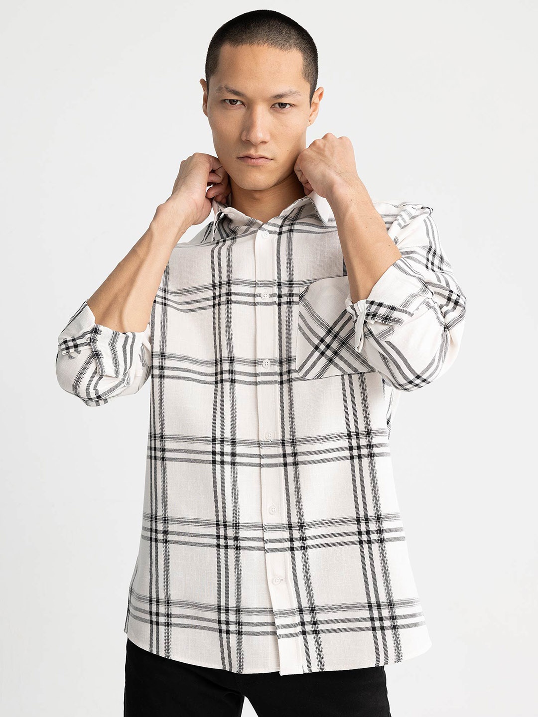 

DeFacto Spread Collar Tartan Checked Pure Cotton Casual Shirt, Black