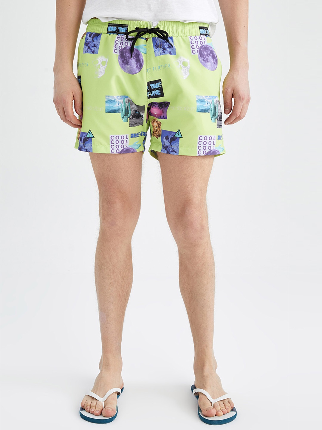 

DeFacto Men Graphic Printed Lounge Shorts, Green