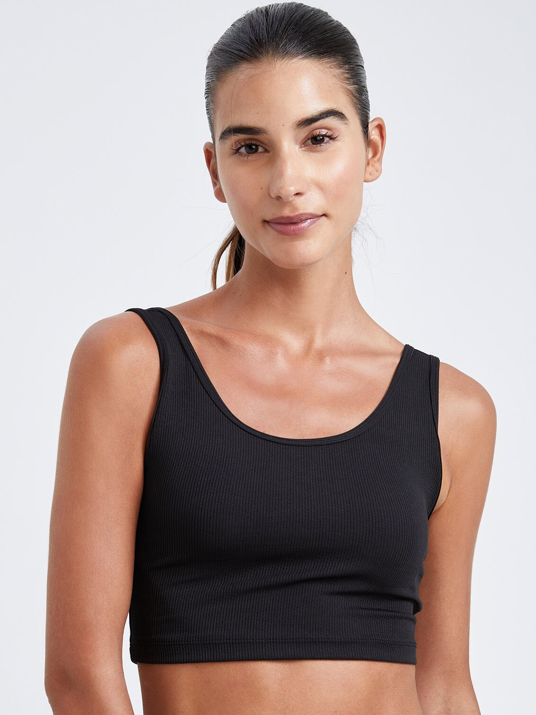 

DeFacto Solid Fitted Crop Top, Black