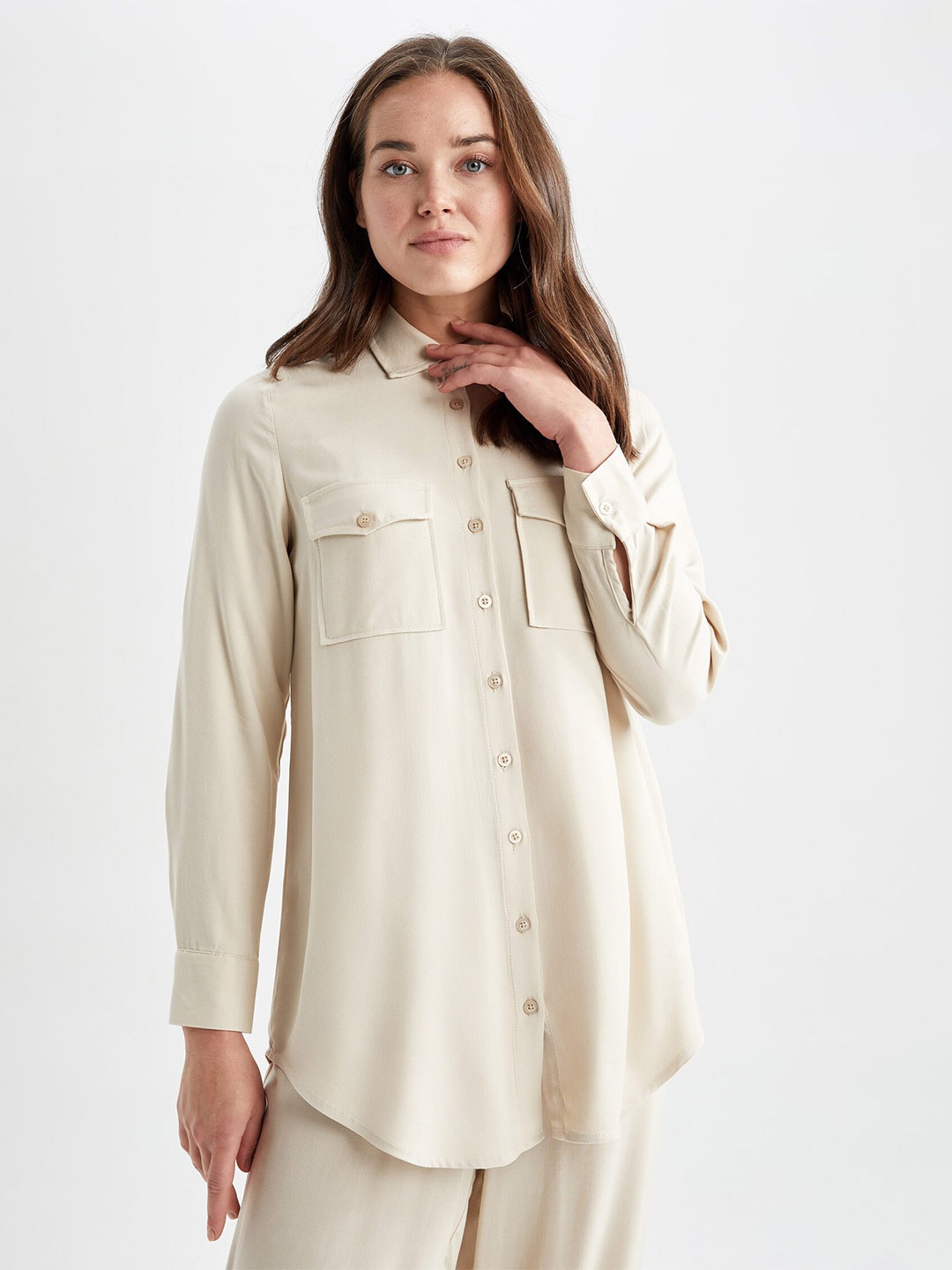 

DeFacto Women Regular Fit Casual Shirt, Cream