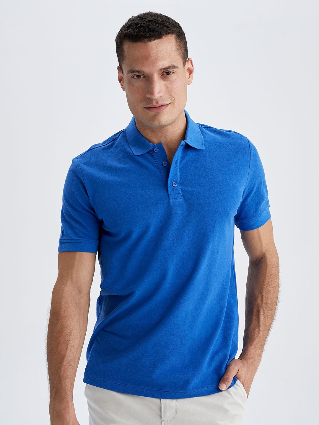 

DeFacto Men Polo Collar Pure Cotton T-shirt, Blue