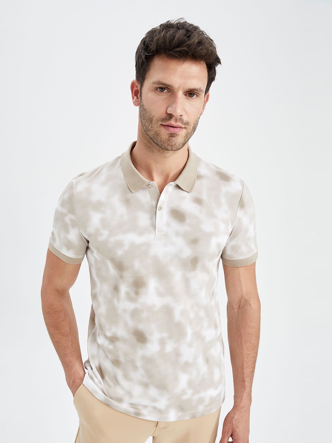 

DeFacto Men Dyed Polo Collar Pure Cotton T-shirt, White