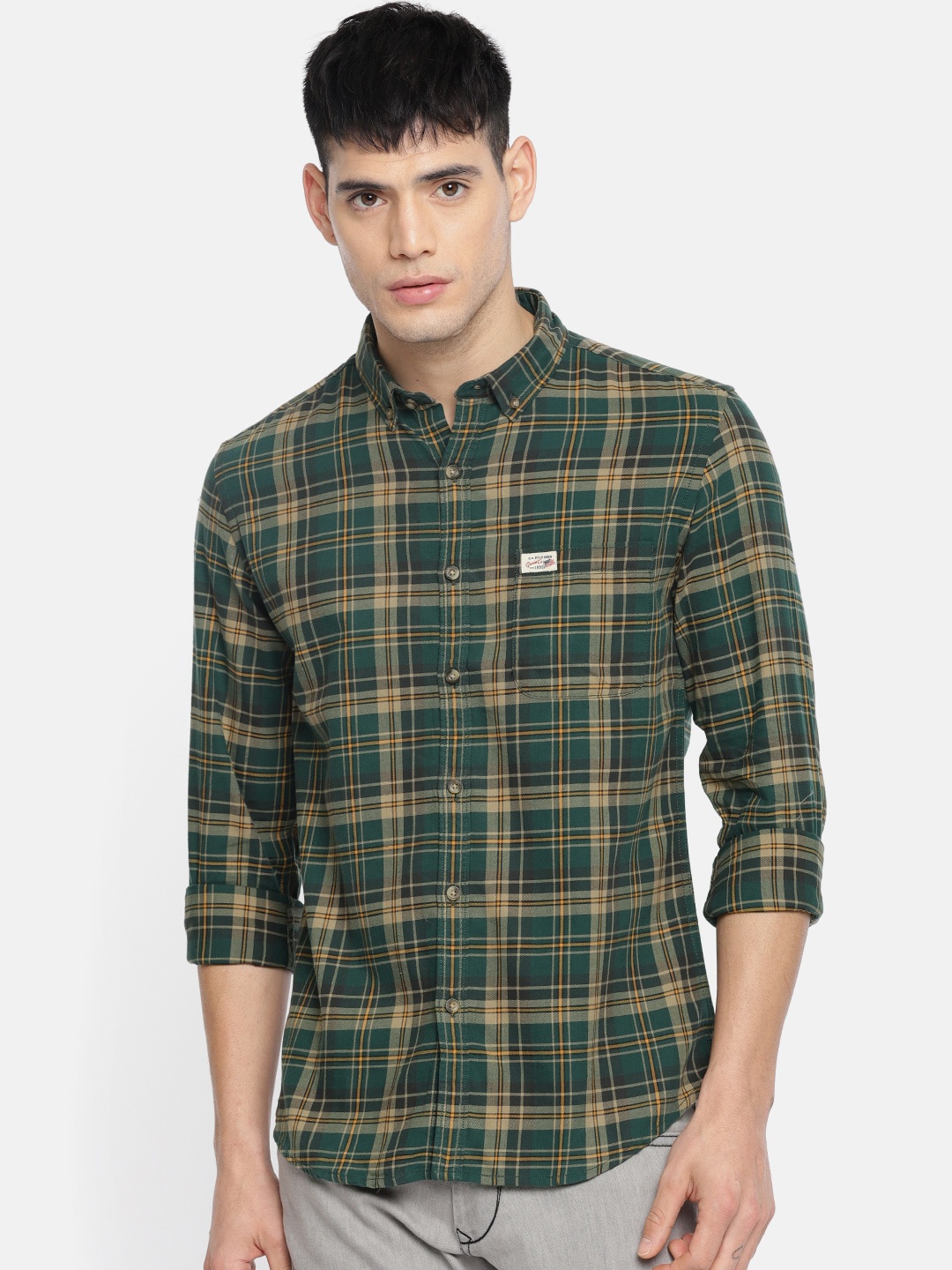

U.S. Polo Assn. Denim Co. Men Green & Beige Regular Fit Checked Casual Shirt