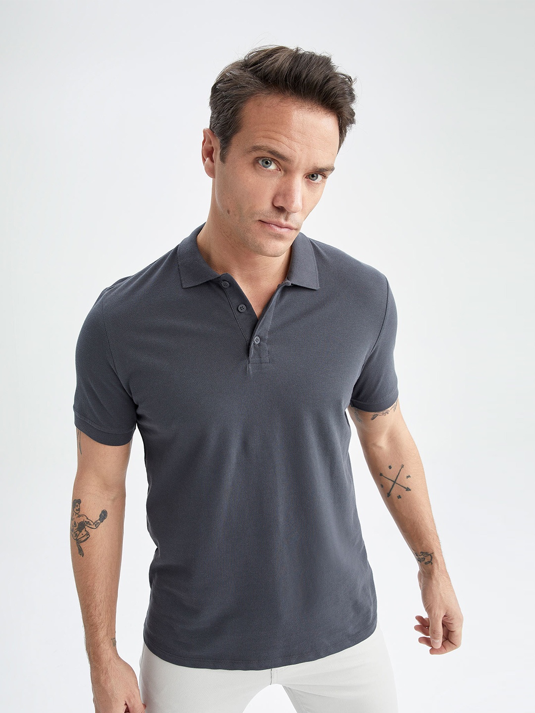 

DeFacto Men Polo Collar Pure Cotton T-shirt, Grey