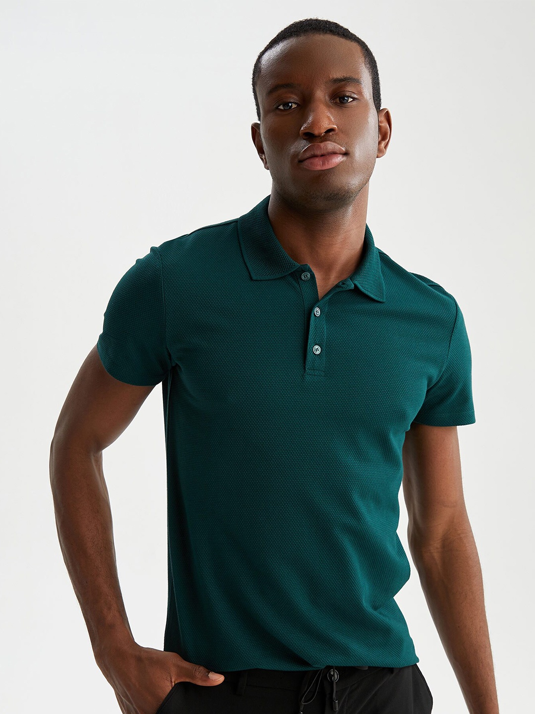 

DeFacto Men Polo Collar Short Sleeve T-shirt, Green