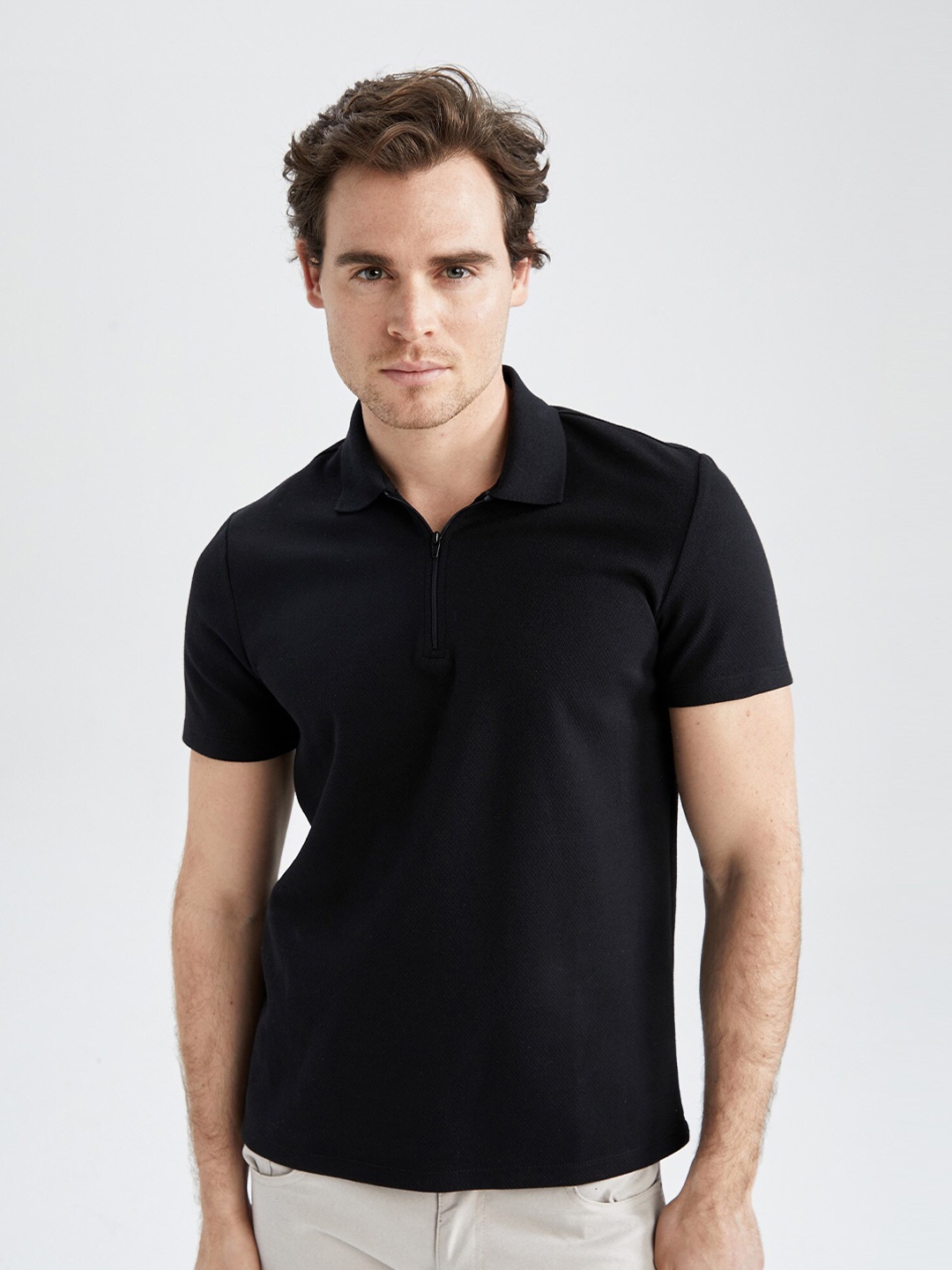 

DeFacto Men Polo Collar Short Sleeve T-shirt, Black