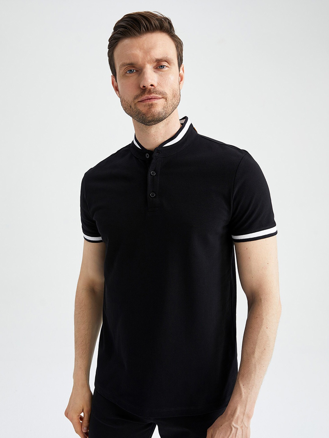 

DeFacto Polo Collar Pure Cotton T-shirt, Black
