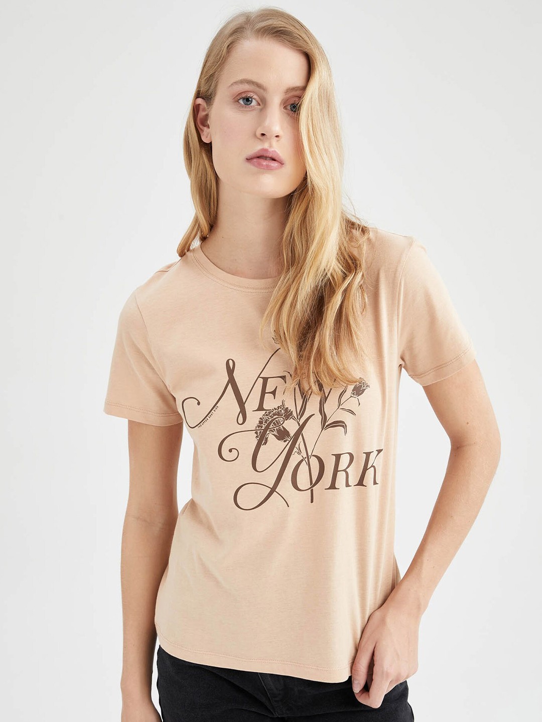 

DeFacto Typography Printed Pure Cotton T-shirt, Beige