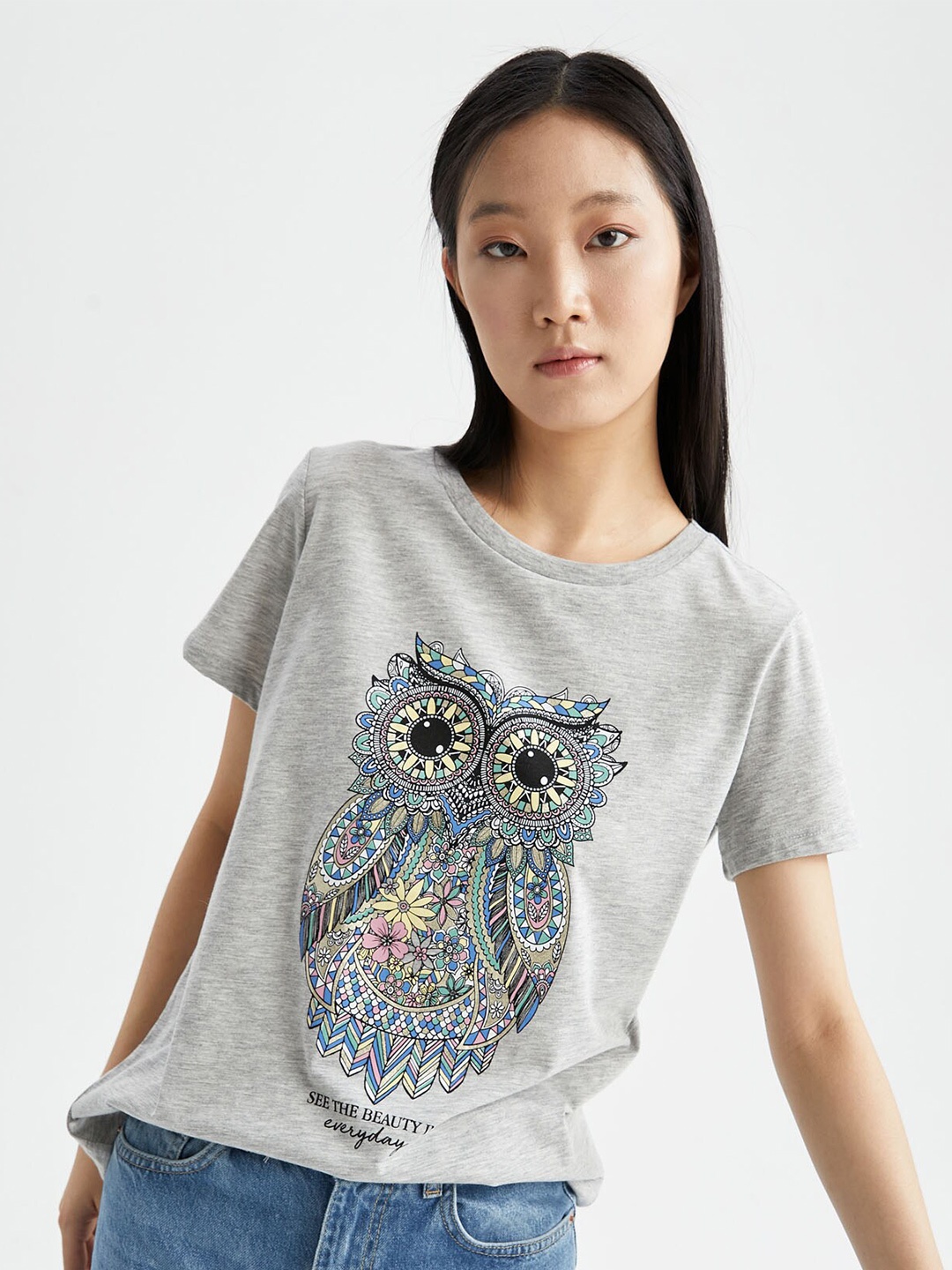 

DeFacto Graphic Printed Round Neck T-shirt, Grey