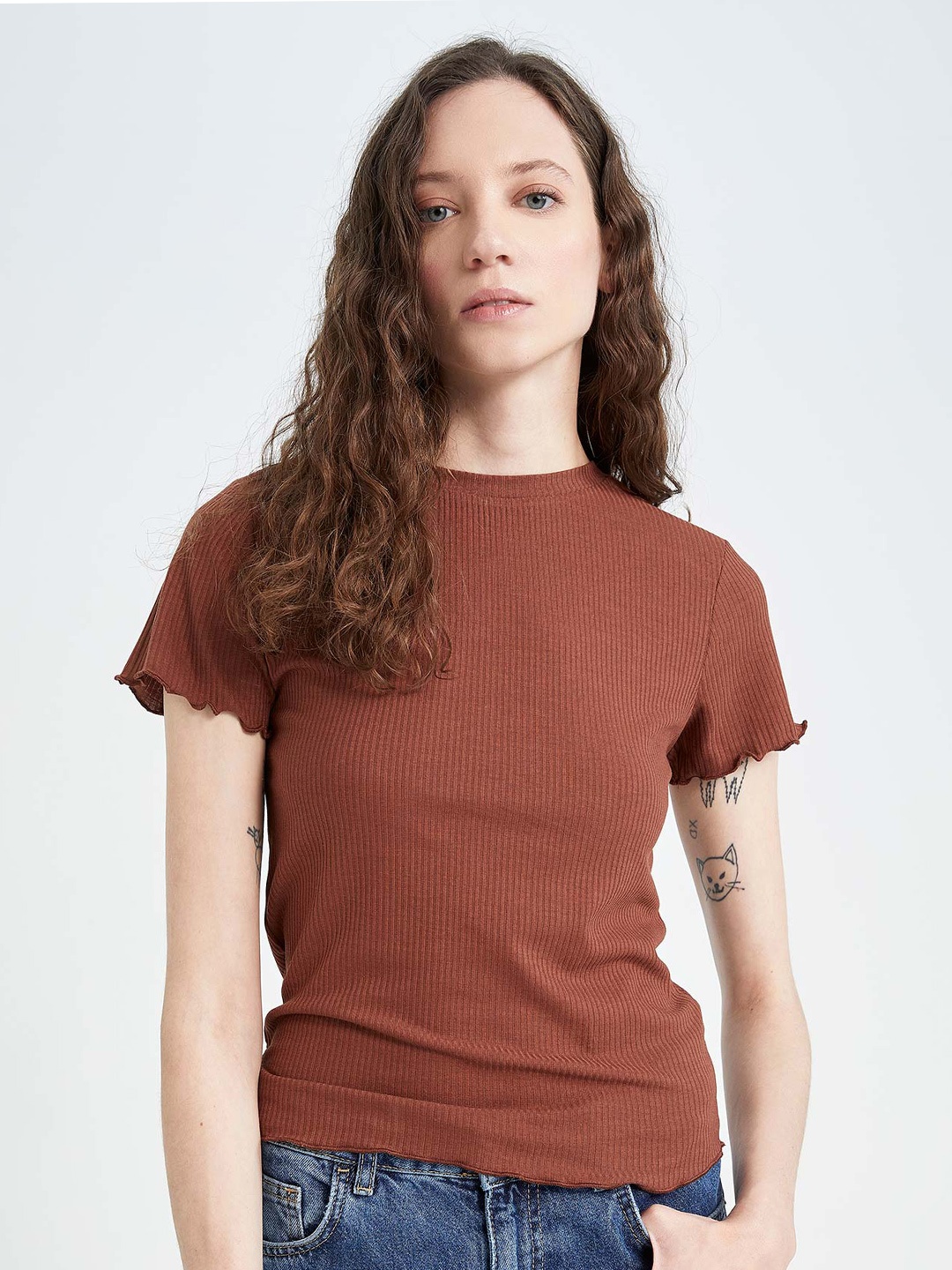 

DeFacto Round Neck Cotton T-shirt, Brown