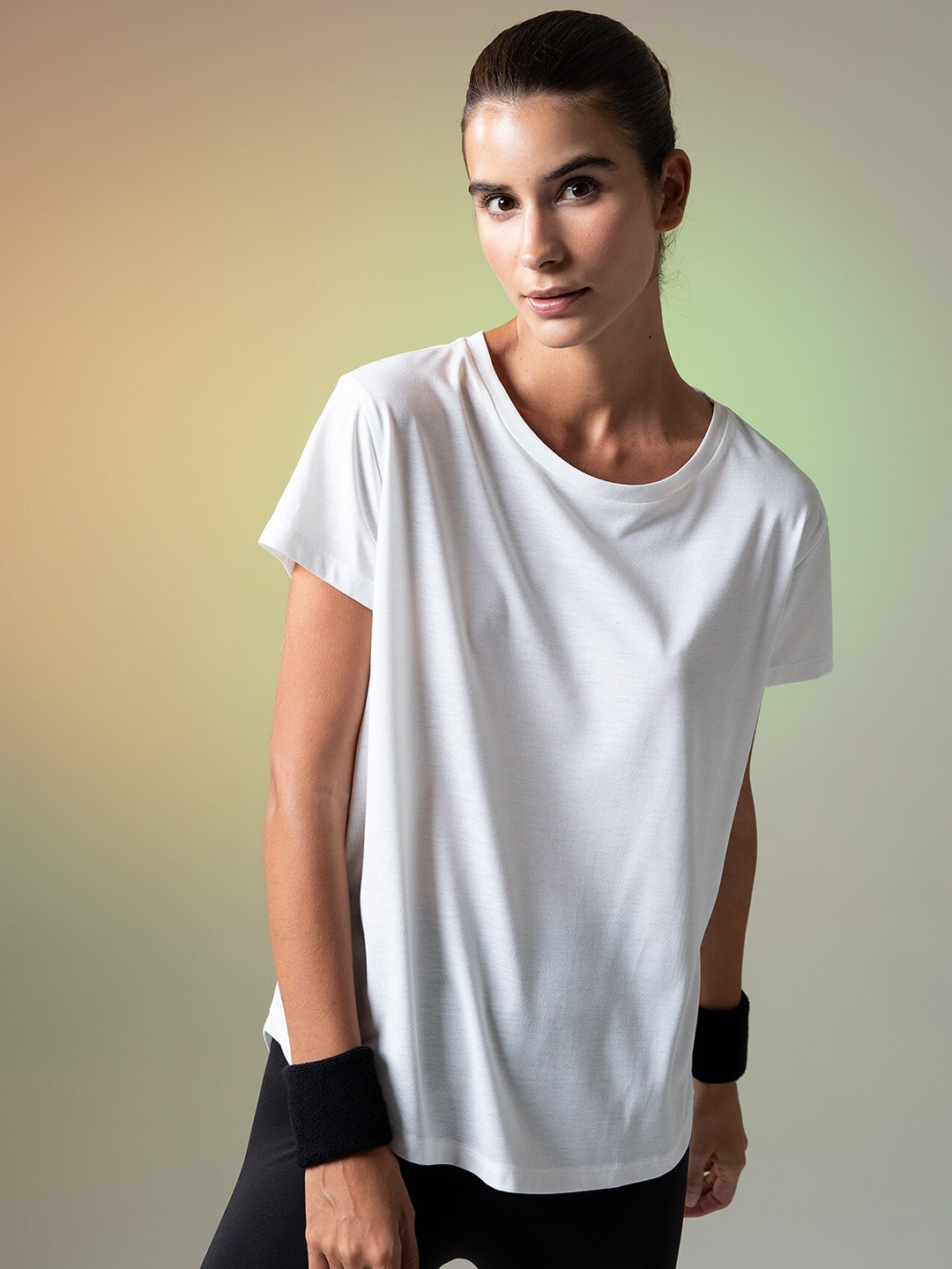 

DeFacto Round Neck T-shirt, White