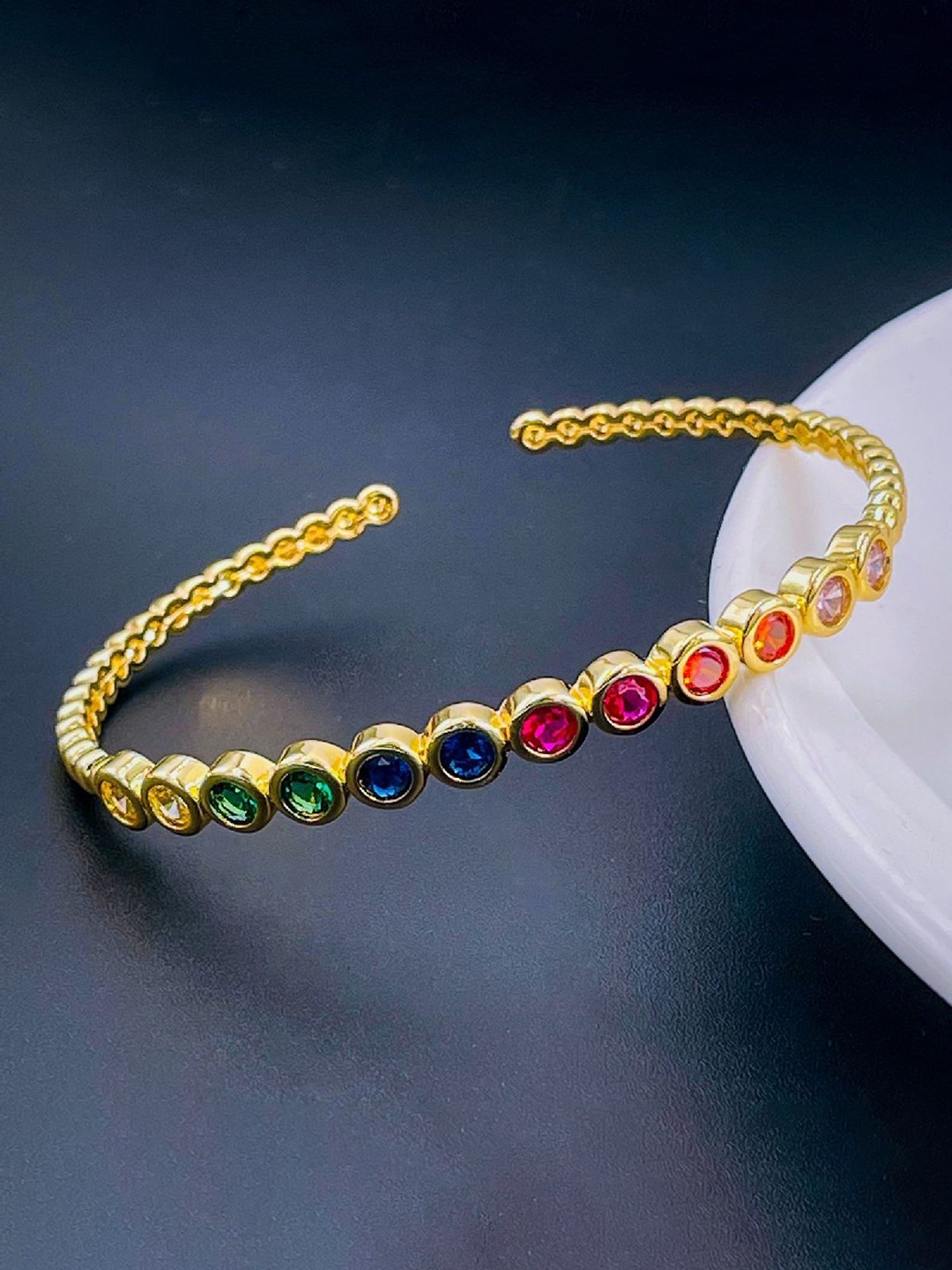 

ZIVOM Women Brass Cubic Zirconia Gold-Plated Kada Bracelet