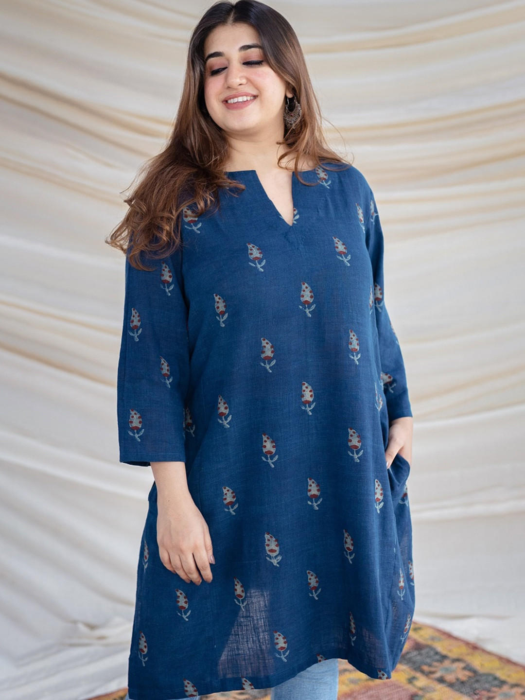 

THE INDIAN ETHNIC CO Ethnic Motifs Printed Notched Neck Block Print Pure Cotton Kurta, Blue