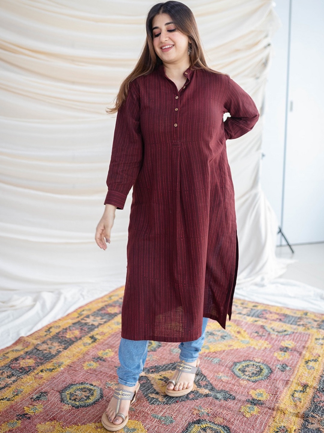 

THE INDIAN ETHNIC CO Striped Mandarin Collar Pure Cotton Kurta, Brown