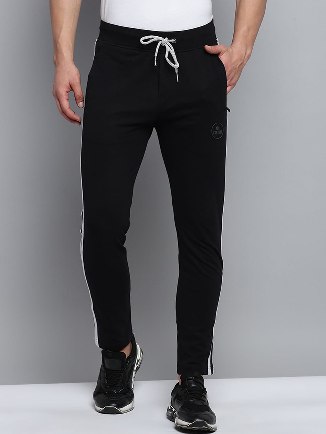 

SHOWOFF Men Cotton Relaxed Fit Track Pant, Black