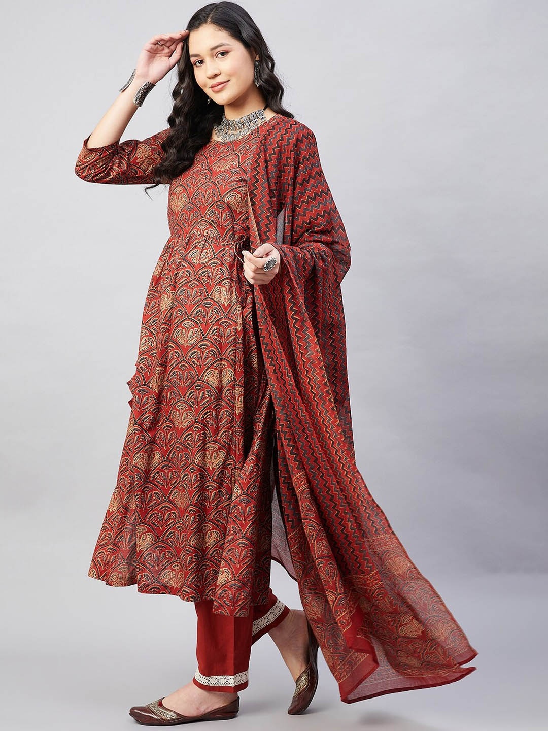 

InWeave Ethnic Motifs Printed Pure Cotton Kurta with Trousers & Dupatta, Rust